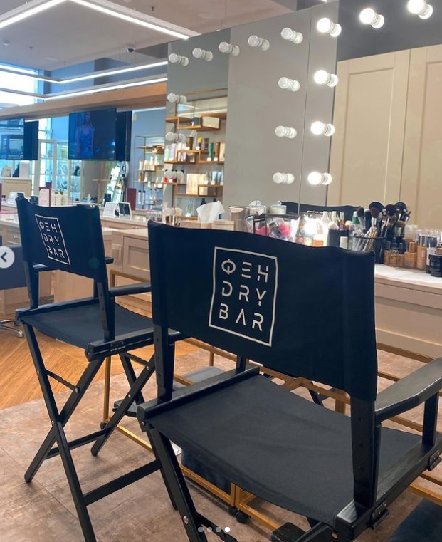 Фен Dry Bar