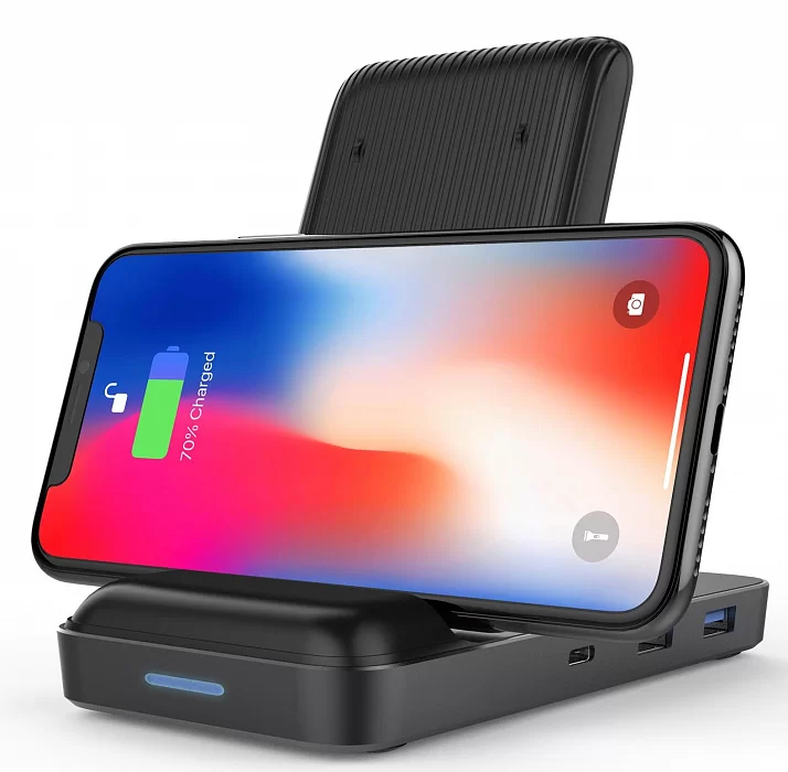 HYPERDRIVE 7.5W QI WIRELESS CHARGER & USB-C HUB