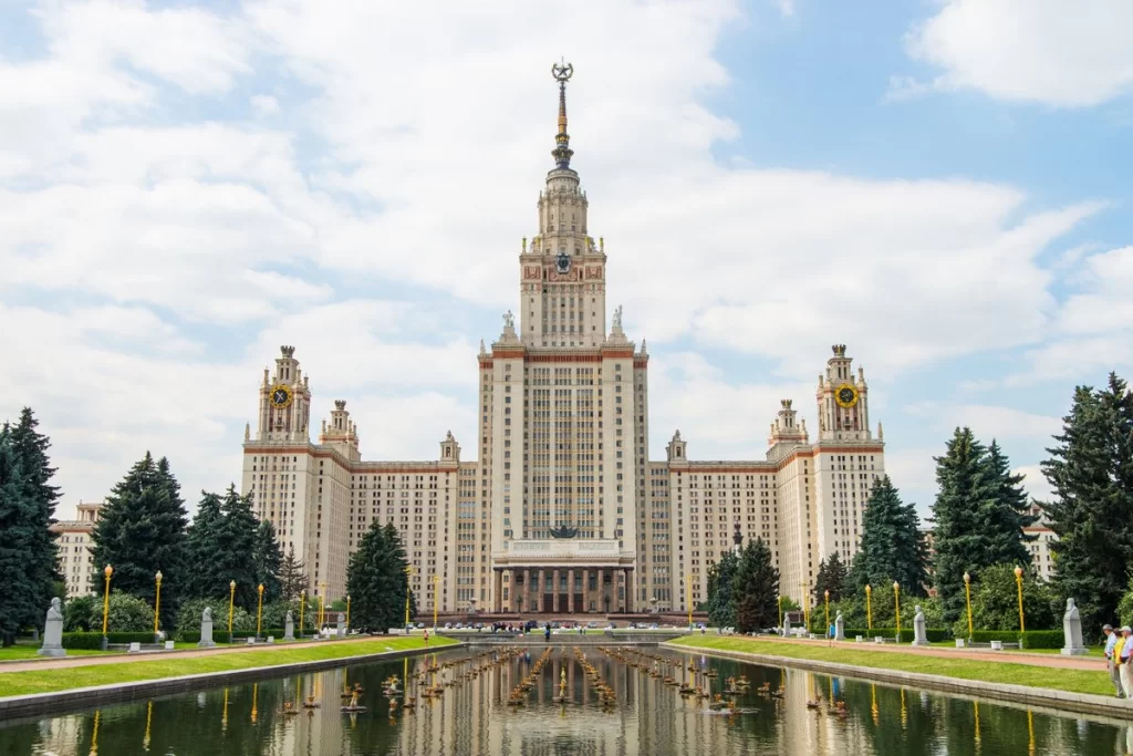 Московский государственный университет имени М.В. Ломоносова