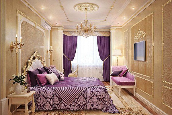 Декоративные подушки на кровати